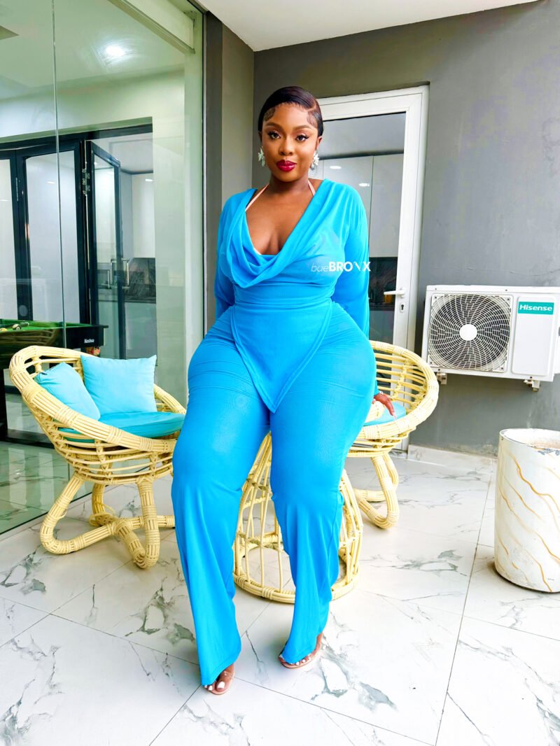 Sing Me Blue 3 Piece