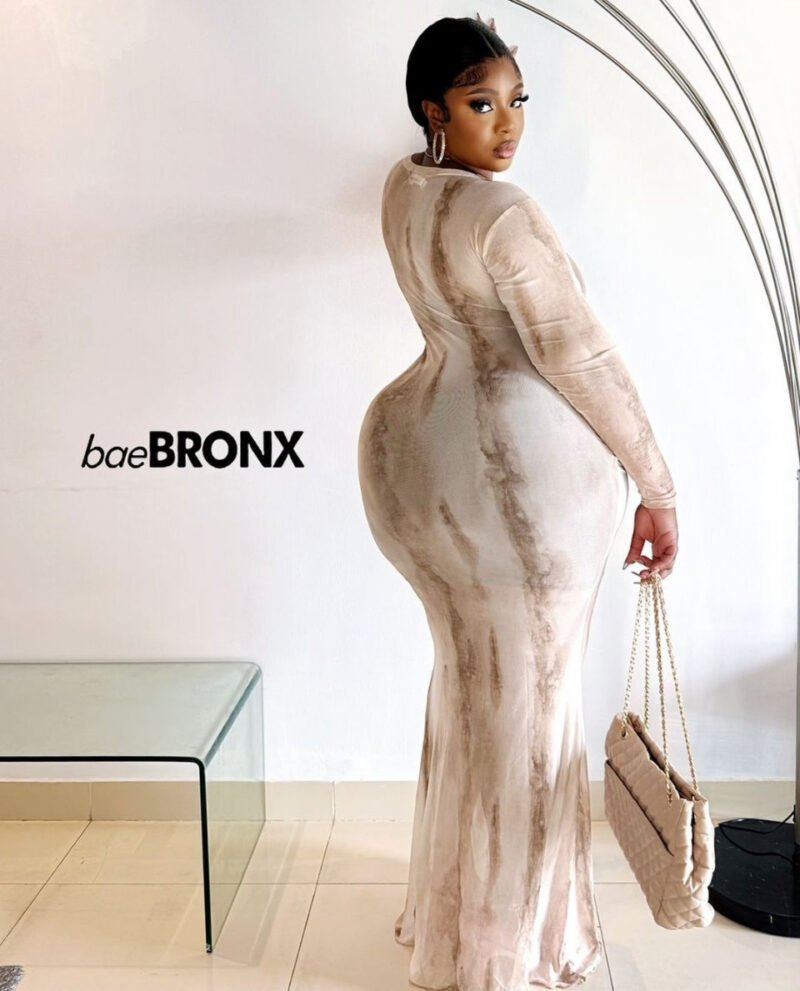 Mountain Contour Gown Nude - Image 2