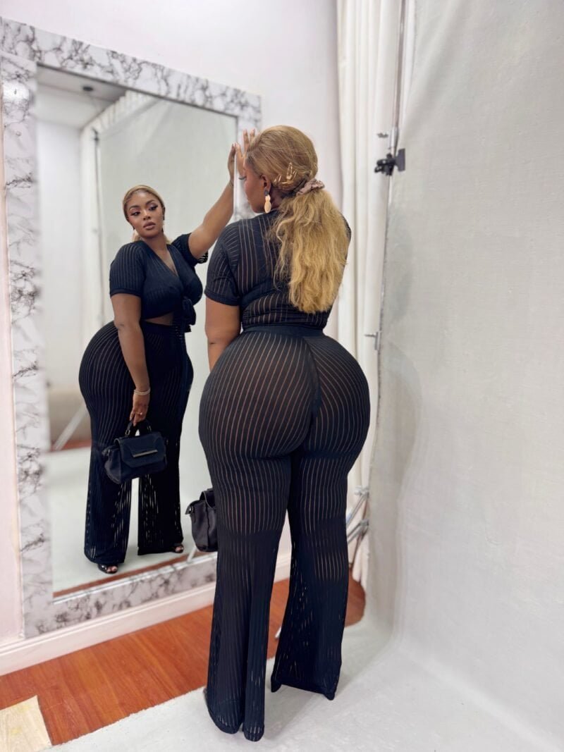 Mirian Pant Set In Black - Image 2